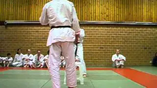 Tengu Ryu Jiu Jitsu Berlare jan 2006 demo Kwinten van de walle.mp4