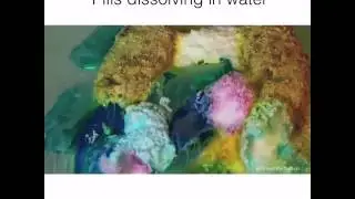 Pills dissolving in water | Timed perfection