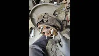 Mobile Parking brake repair on Lexus #mobilemechanic #mechanic #mechaniclife#carrepair #car