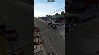 New Jeepney fake jeep Crossing the train station line 🚦⚠️🚸 #railwayplatform #game Indonesia #gaming