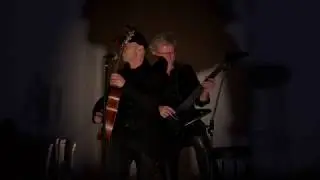 DTOUR NEVER LOOK BACK