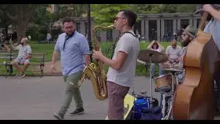 Canon R5: Jazz in Washington Square Park in 8K and Binaural Stereo