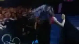 Miley Cyrus - Breakout Live DC Games 2008 [HQ/Full]
