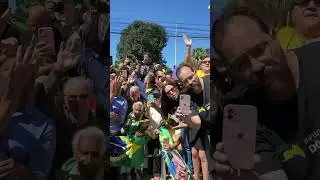 Jair Bolsonaro. Sa&iacute;da Hospital DF Star. Bras&iacute;lia, 04/Mai 11h Domingo .