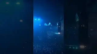 Billie Eilish - Entrance + CHIHIRO (Live at Bercy, Paris) 10/06/2025