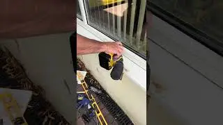 Repairing a damaged uPVC bay window cill #cosmeticrepair #home #holerepair #upvc