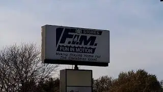 Abandoned FIM Store (Fun in Motion)  New Lenox IL
