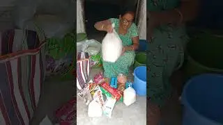 কি আনলো না আনলো দেখি