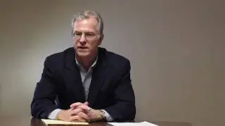 How should people choose an attorney?