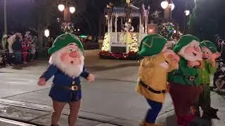 Mickeys Very Merry Christmas Parade 2022
