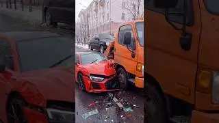R8 crashed #audi #audir8 #caredit #audirs5 #audir8v10