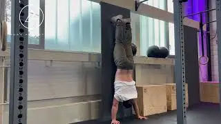 Wall Facing Scap Push Up