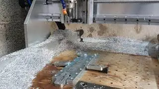 Milling new Parts for my DIYCNC