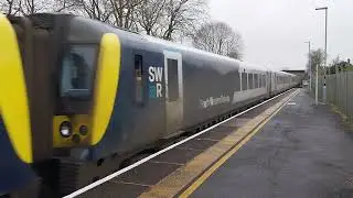 SWR Class 444042 Desiro & 444014 Arriving into Havant The 30th of November 2024