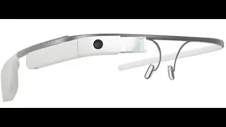Kedar Mehta, CTO of iPatientCare demonstrating the miGlass. 