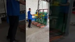 Art of Glass: Precision Manufacturing Process 🤝  #GlassManufacturing #... #Shorts