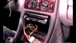 Nachrüstung Alpine in Mercedes CLK W208 mit originalen Lenkradtasten