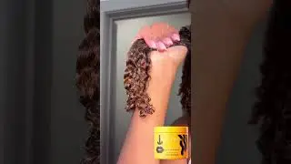 Giving all the definition & volume with this wash-&-go cocktail 😍 💫Palo Santo Curl Mousse 💫Palo