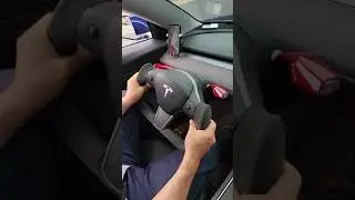 Tesla model 3 Y YOKE steering wheel is finally installed.