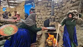 how nomadic families survive cold|chopping firewood in mountain life🪵🔥