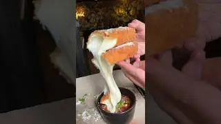 The GIANT MOZZARELLA from Kings Of Kobe in NYC! Yes, please. 🧀💥🤤 #DEVOURPOWER #NYC #FOOD