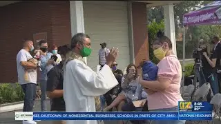 Greenlawn Funeral Services holds blessing of pets event