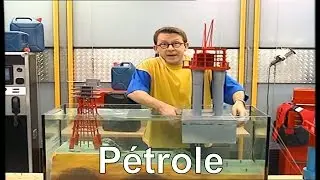 Comment la plate-forme p&eacute;troli&egrave;re est-elle install&eacute;e ? - C'est pas sorcier