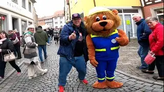 Justus K&ouml;nig 👑 J.K der Abenteurer trifft das THW-Maskottchen Teo Beim Fr&uuml;hlingsfest Gerolzhofen 2023