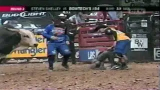 J.B. Mauney vs Jackhammer - 06 PBR Grand Rapids (88.75 pts)