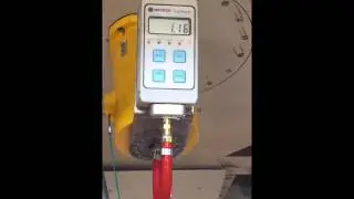 Fuel tank pressure relief valve test 737NG