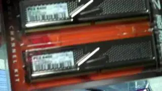 Step 4 How to Build a Computer.  (Installing Memory)