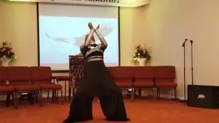 To worship you I live praise dance