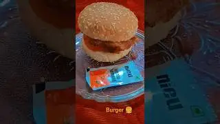 Burger 🍔 hello ji let's try easy to make homemade burger is ready for you #spicyburger #butterburger
