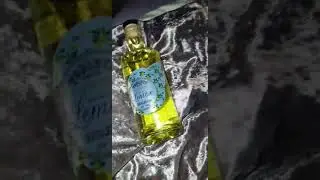 See It! But It! (Gold flake gin)