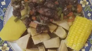 #foodJamaica 🇯🇲 Home Style #Brown Stew Chicken neck Chef 👨&zwj;🍳 @Garf Adventure 