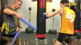 Unbelievable Combos on Mitts &ndash; Precision, Power & Elite Coaching!