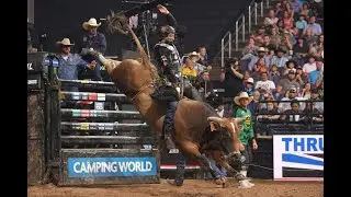 Brady Oleson Holds on Tight for an Explosive 89.25-Point Ride on Turner Burner