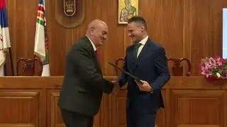 10 minuta: Svetosavska nagrada najznačajnije priznanje za izvanredne rezultate u obrazovanju