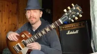 Gibson Les Paul PlayRock With Drum Rock Man