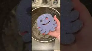 НОВЫЙ СКРАБ-ПАПОЧКА ОТКРЫТ! 👀💜💐✨ Очищаю свою машинку для блеска для губ! #kikizcosmeticz