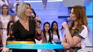 Fã que ganhou vestido de gala de Solange Almeida agradece a cantora