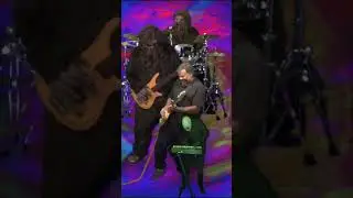 11th Fretless Stratocaster Jam With A Bigfoot -  Come Back Swingin'