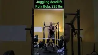 Circusmaxing. 225lbs#lifting #juggling #powerlifting #balance #shenanigans