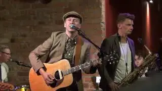 PETER KVINT 
