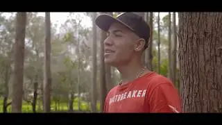 Zabby -  Escap&eacute;monos Official Video