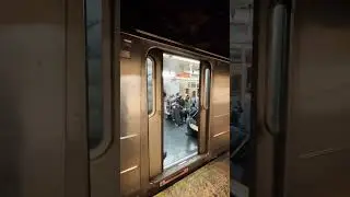 R62a (1) Train 2409 Door chime exterior