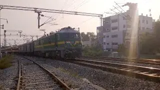 06261|Danapur Special Express[yesvantpur to danapur]|WAG 9hc|Departuring kurnool city.