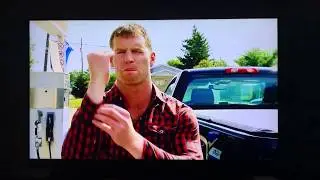 LETTERKENNY    Gas station scene.