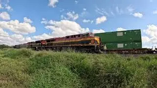 CP CPKC 8753 ES44AC leads intermodal manifest in Sinton, TX 