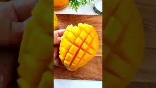 How to cut mango into cubes #mango #shorts #asmrbyshams